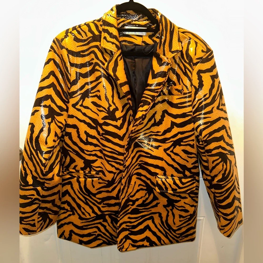 Zebra Python Blazer - Picture 1 of 5